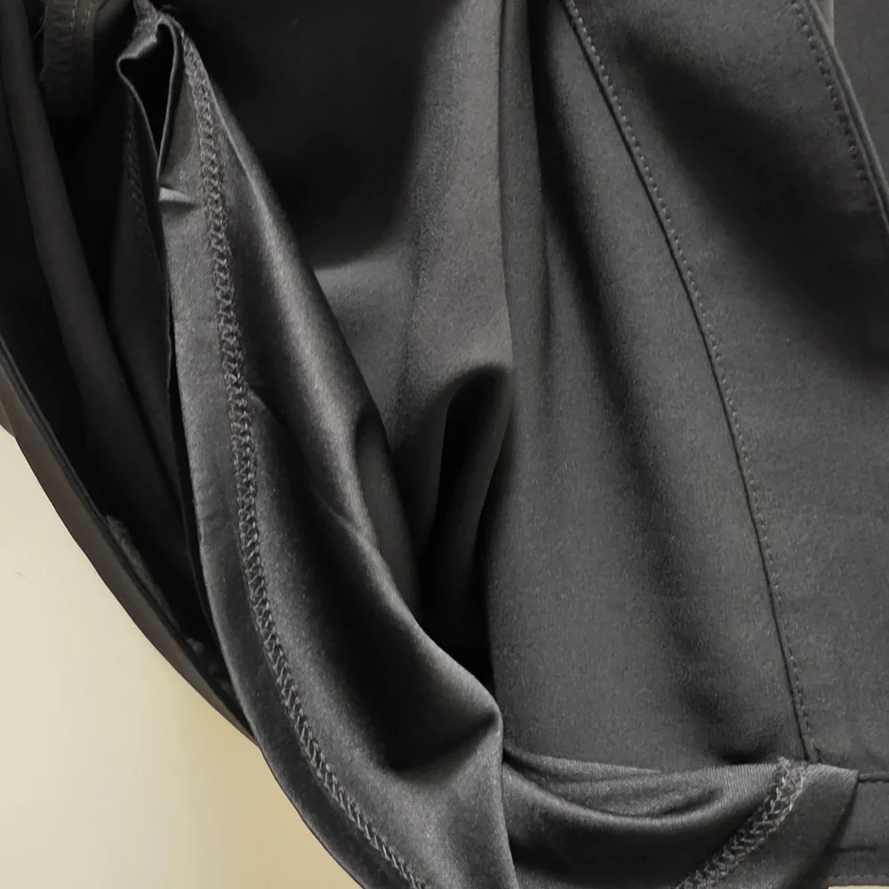 Express Botton-down Black Shirt With No Waist Tie - Picture 5 of 5